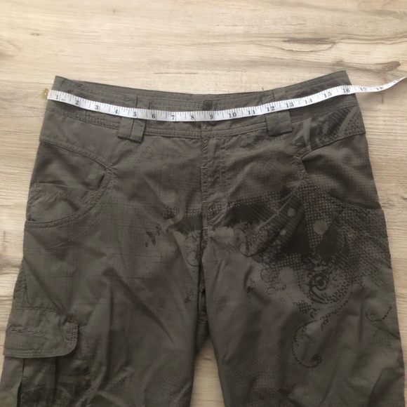 Salomon Women's Cargo Shorts - Dark Olive - Picture 9 of 10